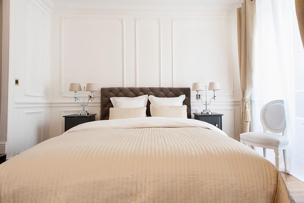 The Thonet House - A Luxury Historic Collection Apartment Lyon Luaran gambar