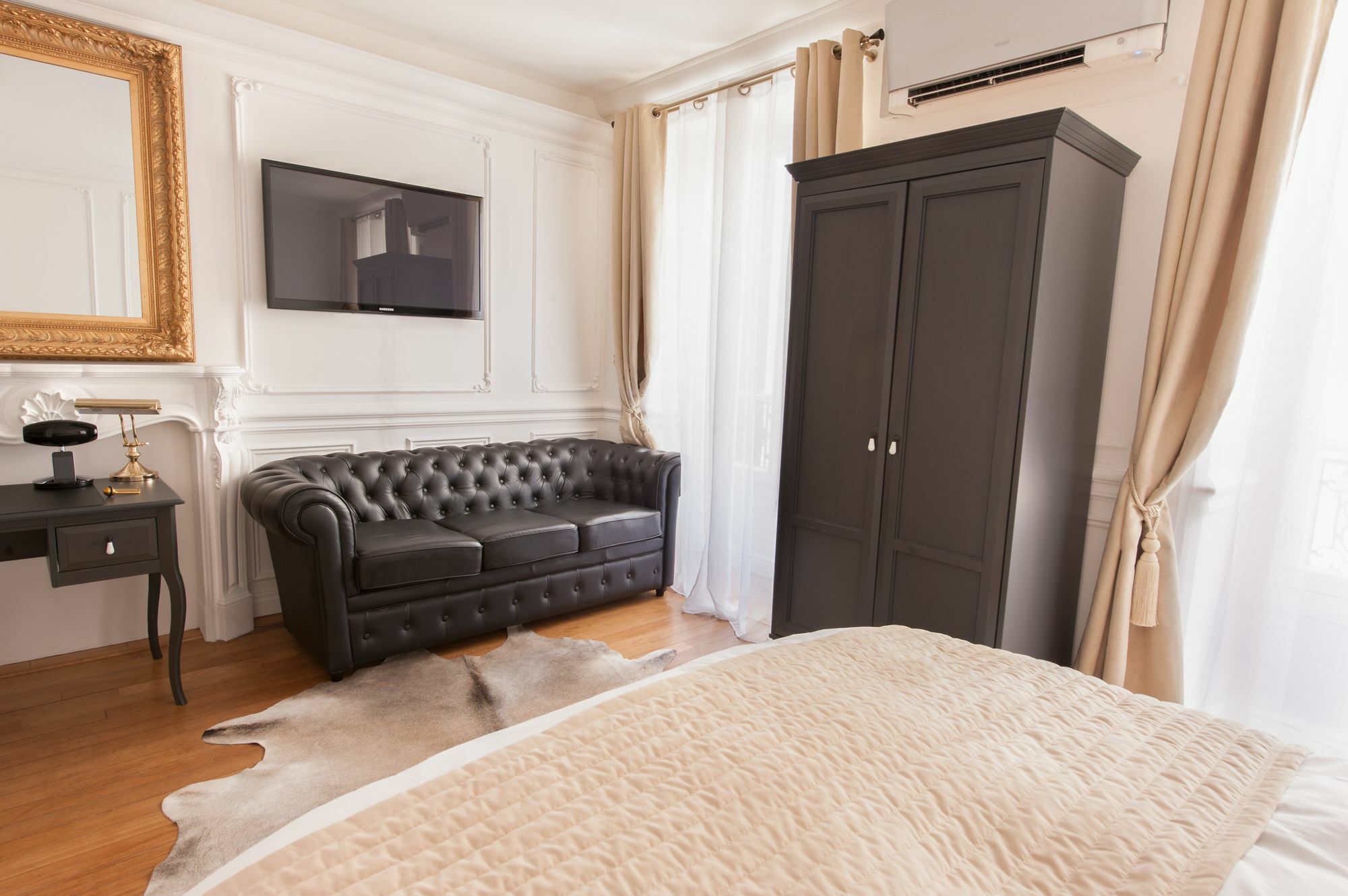 The Thonet House - A Luxury Historic Collection Apartment Lyon Luaran gambar