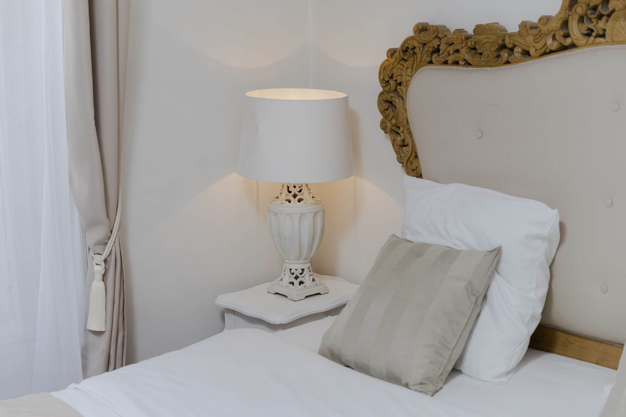 The Thonet House - A Luxury Historic Collection Apartment Lyon Luaran gambar